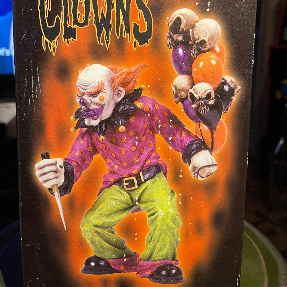EVIL CLOWNS COLLECTIBLE FIGURINE STATUE w/KNIFE SKULL 🎈BALLOONS 🎈 Era Y2K-2009